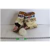 Image 1 : Moccasin Boots, Fluffy Ball