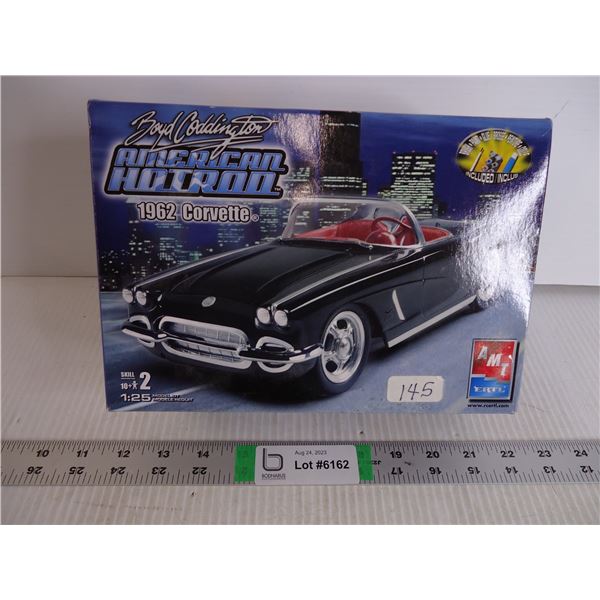 1:25 Scale American Hotrod-1962 Corvette-(new)