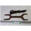 Image 1 : (2) Vintage Wrenches - Chicago Speciality Wrench - Crescent Style Wrench