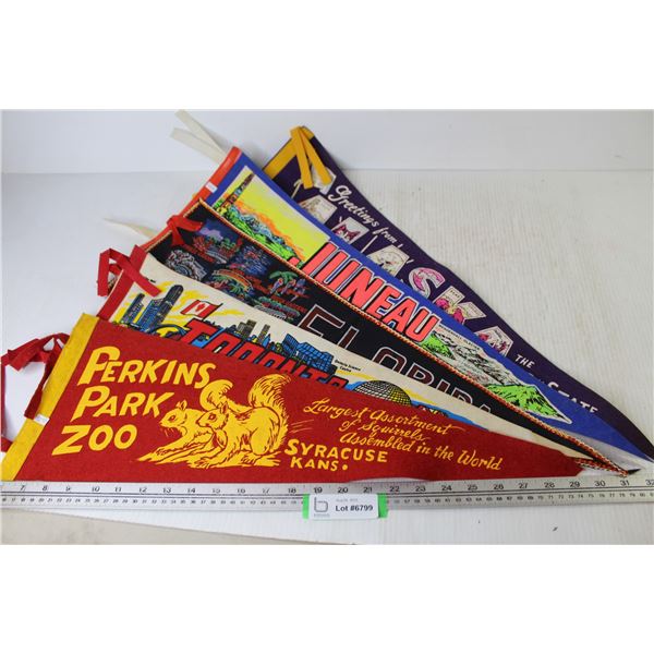 (5) Vintage Pennants