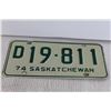 Image 2 : Pair of 1974 Saskatchewan License Plates