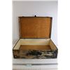 Image 1 : Storage Box with Clasps