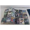 Image 3 : (2) Folders of Baseball Cards