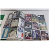 Image 3 : (2) Folders of Baseball Cards