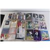 Image 3 : (2) Folders of Baseball Cards