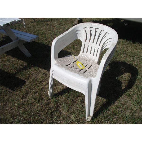 (4) Plastic Lawn Chairs (Offsite)