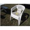 Image 1 : (4) Plastic Lawn Chairs (Offsite)