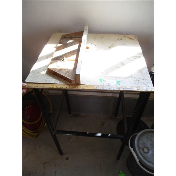 Router Table (24 x 21 x 39 ) (Offsite)