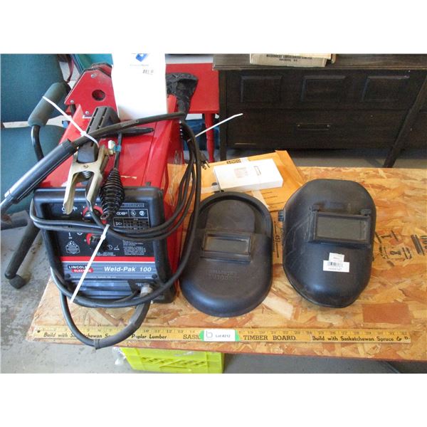 Lincoln Electric MIG Welder with Accessories (Wire, Helmets) (Offsite)