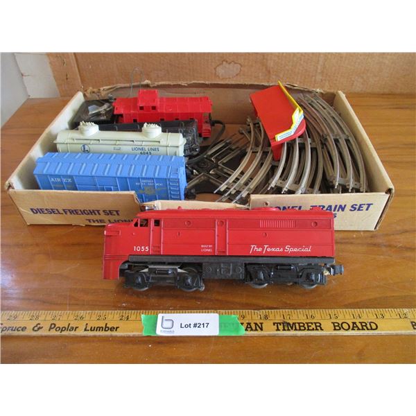 Lionel The Texas Special Train Set with Transformer and Tracks (Plastic Cars) (Offsite)