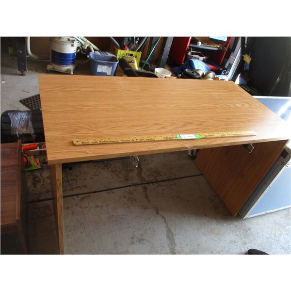 Wooden Office Desk (28 x 48") (Offsite)