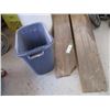 Image 2 : (4) 5 Gallons Pails, Wooden Car Ramps (Offsite)