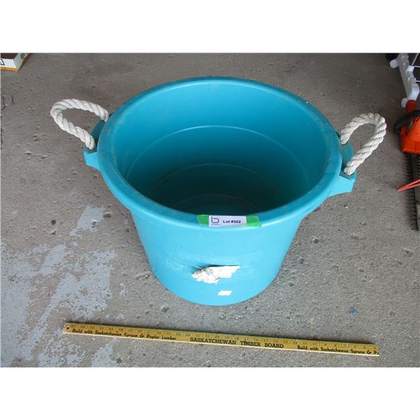 Feed Bucket (Offsite)