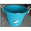 Image 2 : Feed Bucket (Offsite)