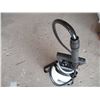 Image 3 : Round Up Battery Operated Sprayer with Charger (2 Gallon) (Offsite)