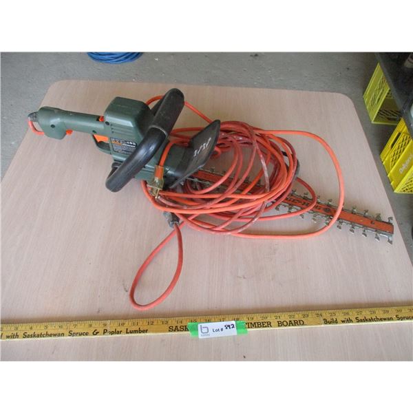 Black & Decker 18  Hedge Hog (Cord has Slight Damage) (Offsite)