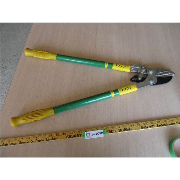 Extendable Branch Cutter (39" Open, 27" Closed) (Offsite)