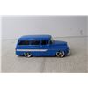 Image 3 : 1957 Chevrolet Suburban Die Cast Car - 1:24