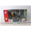 Image 1 : NFL Action Figure Set - Polamalu, Hasselbeck (NIB)