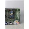 Image 2 : NFL Action Figure Set - Polamalu, Hasselbeck (NIB)