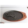 Image 3 : (2) Cast-Iron Steak Platters