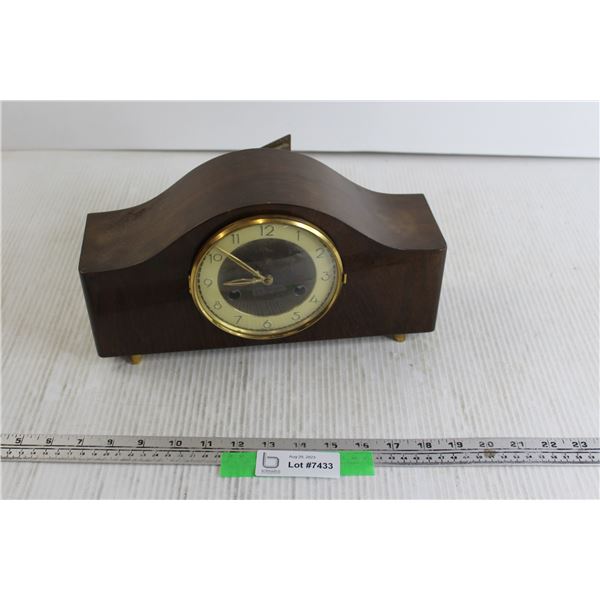 Solar Mantle Clock - Untested