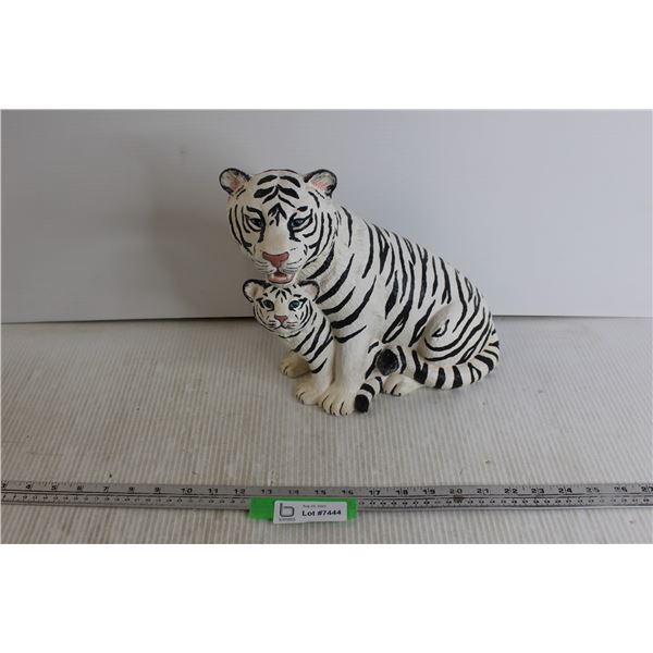 White Tiger with Cub Decoration