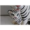 Image 3 : White Tiger with Cub Decoration