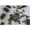 Image 3 : Assorted Army Men Toys