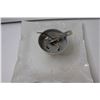 Image 3 : White Light Fixture
