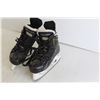 Image 3 : Bauer Hockey Skates - Size 3