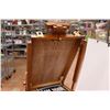 Image 3 : Artist's Easel with Paint