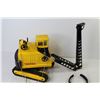 Image 4 : Tonka Crane (crane has damages - tread is damaged)