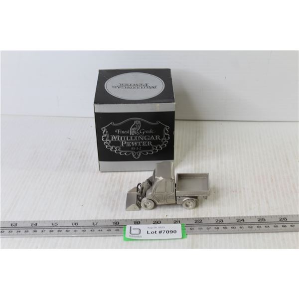 Mullingar Pewter Tool Cat (NIB)