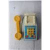 Image 2 : Vintage Fisher Price Pop Up Pal Toy Phone