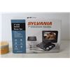 Image 3 : 7" Portable DVD Player and Candle