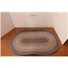 Image 1 : *Circular Floor Rug - 30" x 49"