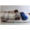Image 1 : Plaid Twin Duvet, Child's Fleece Sleeping Bag