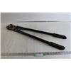 Image 1 : Mastercraft 30" Bolt Cutters - Cutting Edge Very Good