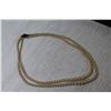 Image 3 : Vintage 2 Strand Pearl Necklace