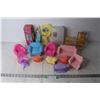 Image 1 : (16) Pieces of Barbie Furniture