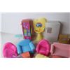 Image 4 : (16) Pieces of Barbie Furniture