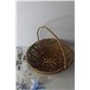 Image 4 : Basket w/ Jewellery -- Bracelets, Earrings , Bracelets.
