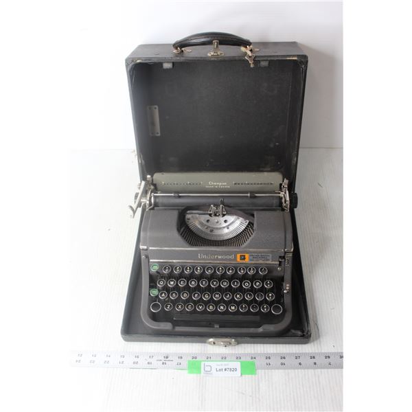 Champion Underwood Type Writer in Case --Made in Canada