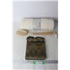 Image 2 : Linen Fabric, Wash Brush and Purse