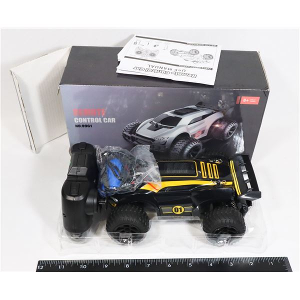 OPEN BOX: REMOTE CONTROL CAR (2.4G WIRELESS)