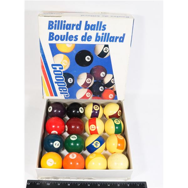 BILLIARD BALL SET