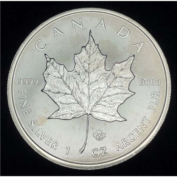 2014 Canada $5 Maple Leaf 1 ozt .9999 Silver