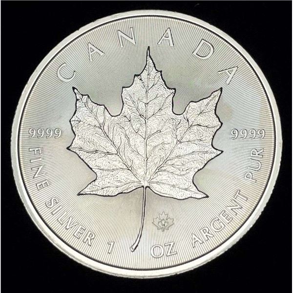 2014 Canada $5 Maple Leaf 1 ozt .9999 Silver