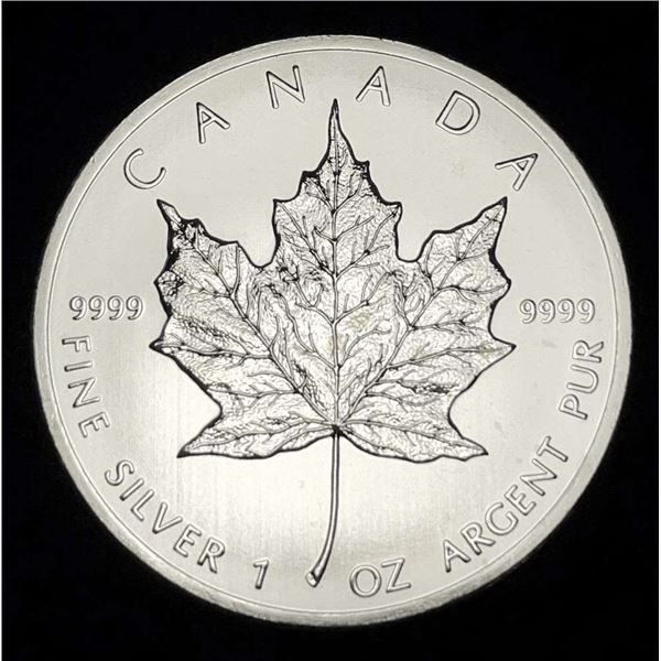 2013 Canada $5 Maple Leaf 1 ozt .9999 Silver